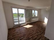 1-Zimmer-Wohnung mit Aufzug, Dusche und Balkon! - Halle (Saale)
