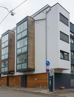 Reutlingen - modernes, exklusives 3 Zimmer Penthouse mit großer Dachterrasse in ruhiger Lage - Reutlingen