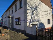 VERKAUFT / Ein- bis Zweifamilienhaus in zentraler Lage von Schmelz - Schmelz