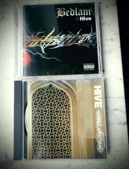 Hive: Bedlam 027297920224+Working with sounds 669158980321 2 CD Stück 5,- - Flensburg