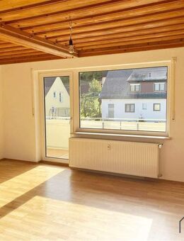 Gepflegte 3-Zimmer Wohnung im 1.OG in Stübach zu vermieten! - Diespeck