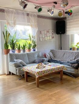 Großzügiges Zweifamilienhaus mit viel Platz und großem Grundstück - Hessisch Lichtenau