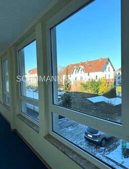 RESERVIERT!! Gepflegte Citywohnung mit Loggia und Fahrstuhl - Wilhelmshaven