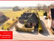Zweifamilienhaus in Feldrandlage in Groß Steinrade - Lübeck