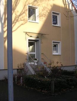 Schöne 2-Zimmer-Wohnung in Duisburg Wanheimerort - Duisburg