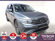 VW Tiguan, 2.0 TDI Allspace 150 Life Spiegel, Jahr 2022 - Freiburg (Breisgau)