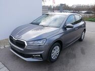 Skoda Fabia, 1.0 MPI Ambition Comfort Plus FRONT, Jahr 2022 - Achern