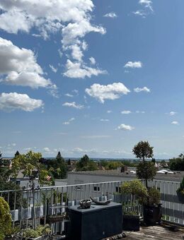 Rarität in Bad Nauheim: Exklusives Penthouse mit unverbaubarem Weitblick und 60 m² Dachterrasse - Bad Nauheim