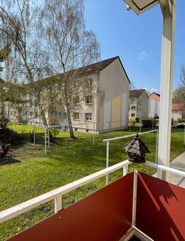 Neues frisch saniertes Zuhause mit Balkon und neuem Duschbad im EG - Merseburg