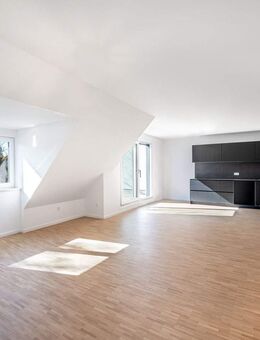 Hochwertige 3-Zimmer-Wohnung mit Dachterrasse zum Zweitbezug - München