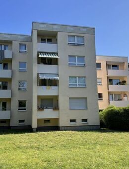 leere 4-Zi. Wohnung in Wiesbaden-Delkenheim - Wiesbaden