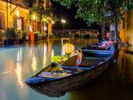Papermoon Fototapete HOI AN VIETNAM-FLUSS CANAL GASSE ALTSTADT BLUMEN MAUER