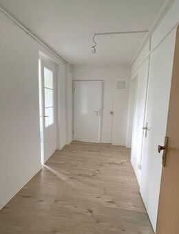 Den Küchwald direkt vor der Haustür-Gemütliche 3-Raum-Wohnung mit großer Küche - Chemnitz