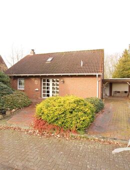 +++ Gemütliches Einfamilienhaus mit Garage in beliebter Wohnumgebung von Apen! +++ - Apen