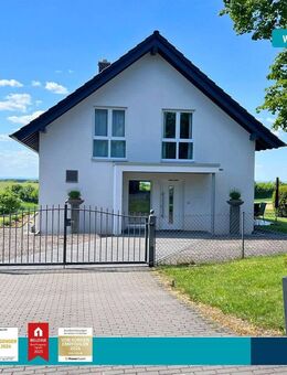 Gornhausen: Modernes EFH mit drei Garagen und großzügigem Grundstück in Ortsrandlage! - Gornhausen