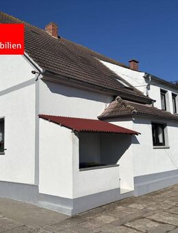 Großes Einfamilienhaus auf tollem Grundstück - Schwerstedt (Landkreis Weimarer Land)