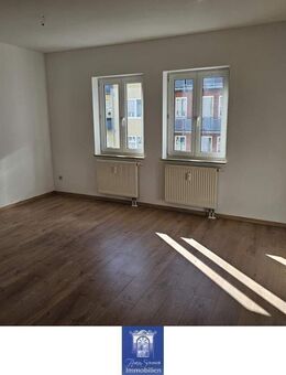 Gemütliche Wohnung ... Bad mit Wanne ... separate Küche! - Meißen