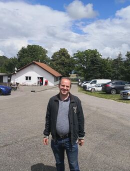 Suche schlanke bzw normale Frau mit langen Haaren zur Familiengründung - Aalen