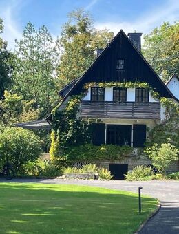 Exklusives Einfamilienhaus mit Spa-Bereich und weitläufigem Garten. - Stadthagen