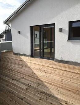 Sonniges 3-Zimmer-Penthouse - wenige Meter vom Bodenseeufer entfernt - Friedrichshafen