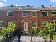 westimmobilien: Modernes Mittelreihenhaus in zentraler Lage von Hamburg-Lurup - Hamburg