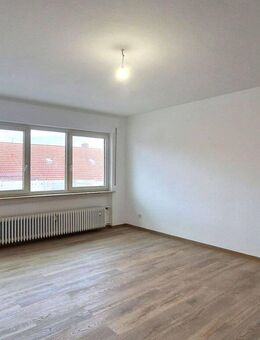 Renovierte 2-Zimmer-Wohnung mit Balkon in zentraler Lage am Floßhafen - Aschaffenburg
