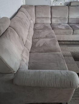 Schöne gepflegte Couch - Langen (Hessen)