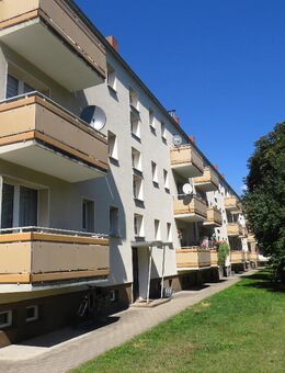 ruhig gelegene 2 Raum- Wohnung mit Balkon - Bitterfeld-Wolfen