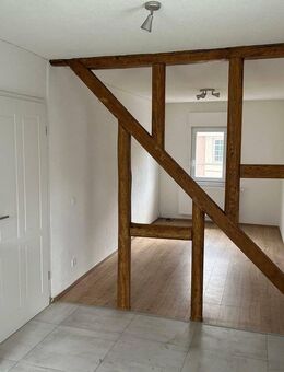 Kernsaniertes 3-Parteienhaus mit ausgebautem Dachboden - Investieren mit Zukunft - Esslingen (Neckar)