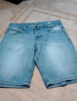 Tolle Jeans Shorts für den Mann - Braunschweig