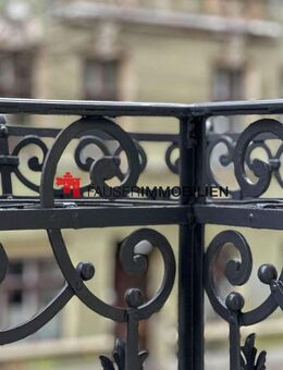 LICHTDURCHFLUTETE ALTBAUWOHNUNG AUF DER ROTEN INSEL MIT WESTBALKON + KAPITALANLEGER AUFGEPAßT - Berlin