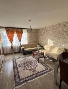 Attraktive 2,5-Zimmer Wohnung in Stade - Stade (Hansestadt)