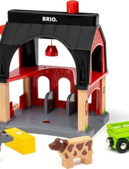 BRIO® Spielzeugeisenbahn-Gebäude Tierscheune mit Heuwaggon, FSC® - schützt Wald