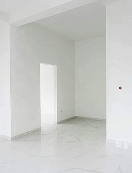 3 Zimmer - Komplett Renoviert – Einziehen & Wohlfühlen - Stuttgart