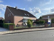 Kleinburgwedel: 2-Familienhaus mit Traumgarten und Garage - Burgwedel