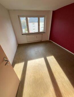 4-Zimmer-Wohnung mit Balkon in Gummersbach! - Gummersbach