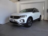 VW T-Roc, 1.5 TSI MOVE, Jahr 2023 - Arnsberg