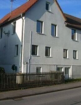 Zweifamilienhaus mit Doppelgarage und Stellplatz in Dornhan - Weiden! - Dornhan