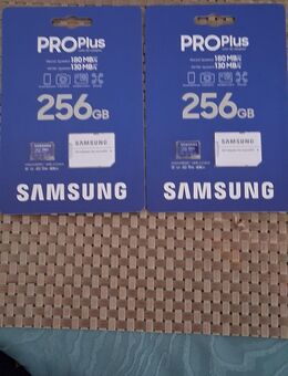 Biete 2 Samsung Speicherkarten - Essen