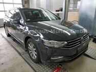 VW Passat Variant, 2.0 TDI Business 110kW Business, Jahr 2021 - Schleusingen