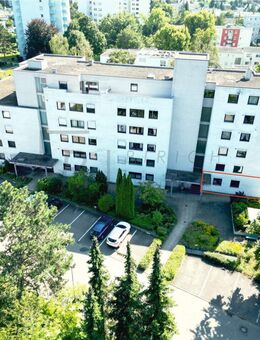 3,5-Zimmer-Erdgeschosswohnung mit Südwest-Loggia und Tiefgaragenstellplatz - Biberach (Riß)