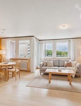 3,5-Zimmer-Wohnung in Sindelfingen - zentrale Lage, Balkon & Garagenstellplatz (KI-gestaged) - Sindelfingen