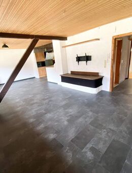 Großzügige 3-Zimmer Wohnung mit Einbauküche in Ensheim - Saarbrücken