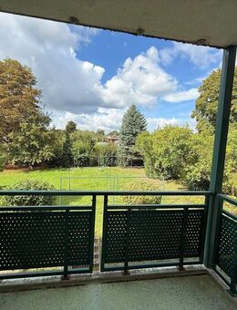 Schöne 2-Raum-Wohnung mit Balkon und Blick ins Grüne - Chemnitz