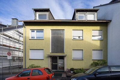 Gepflegtes Mehrfamilienhaus mit Vollvermietung unter Faktor 16!
