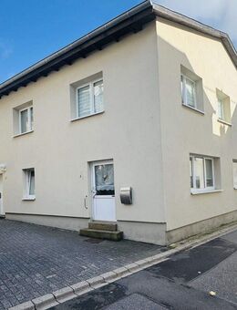 Zwei Häuser, fünf Einheiten, viele Möglichkeiten! Top Rendite! - Kempenich