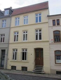 Solide Kapitalanlage - Modernisiertes Altstadthaus in Hafennähe mit 3 kleinen Wohnungen zu verkaufen - Wismar