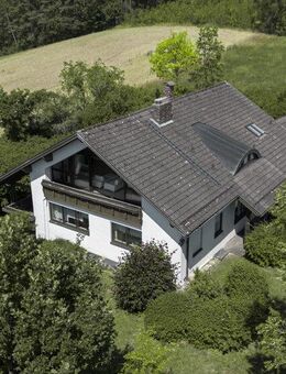 Provisionsfrei! Exklusives Einfamilienhaus am Waldrand mit traumhaftem Panoramablick! - Lautertal