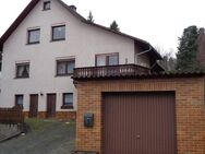 Rauenberg: Wohnhaus mit zwei Wohnungen, Garage und Garten - Freudenberg (Baden-Württemberg)