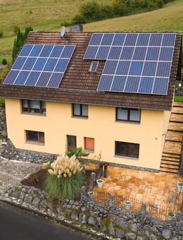 Großes Haus mit wunderschönem Garten und viel Potential in Randlage zum Wald - Körle